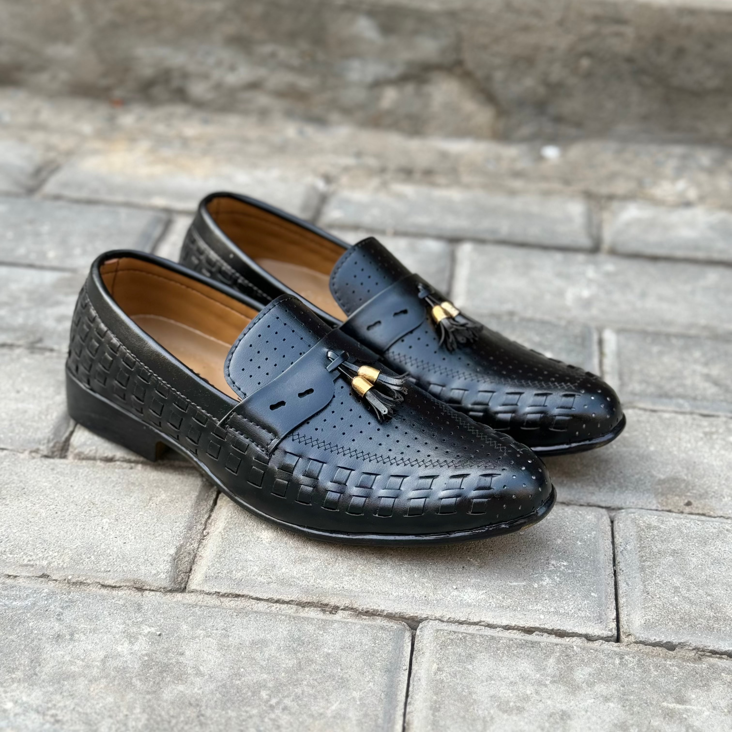 Handmade Enzo Black Woven Shoes