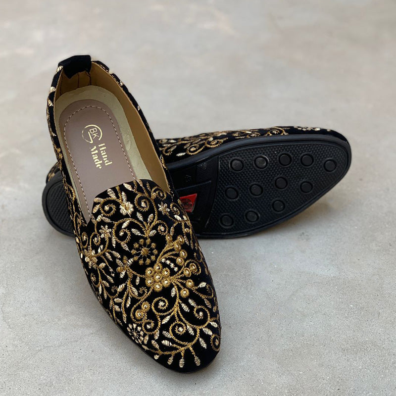 The Royal Black Shoes – yehloo.com.pk