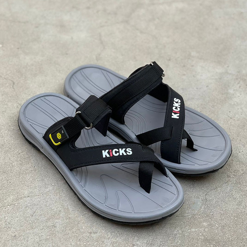 The Kicks Black Chappal - yehloo.com.pk