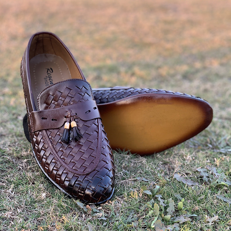 Handmade Brown Woven Textured Shoes - yehloo.com.pk